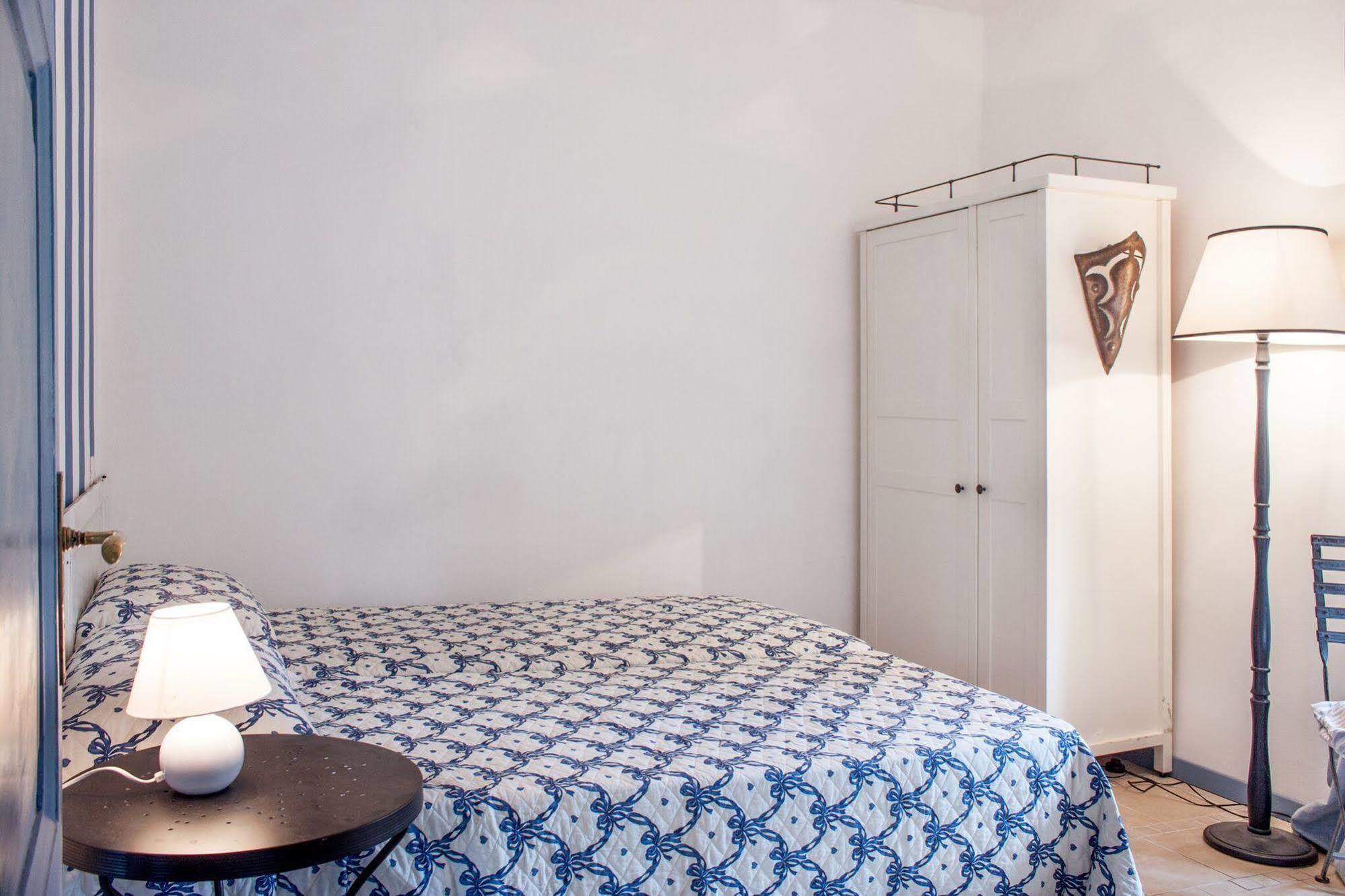 Bed and Breakfast Casa La Viola Blu Cernobbio Exterior foto