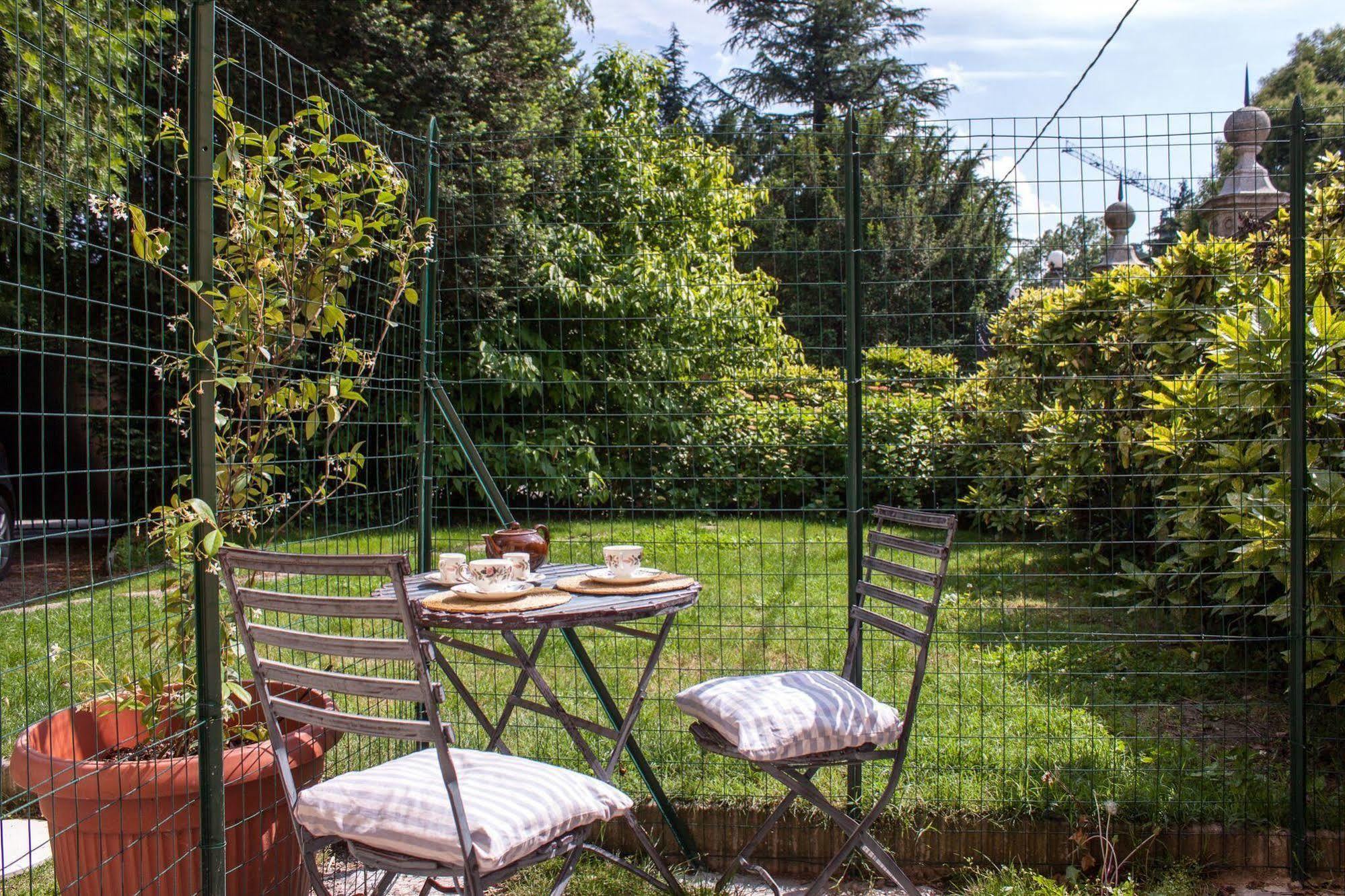 Bed and Breakfast Casa La Viola Blu Cernobbio Exterior foto